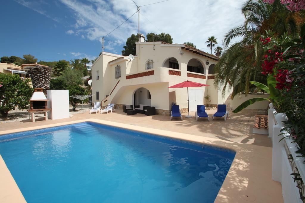 Miquel - Pretty Holiday Property With Garden And Private Pool In Moraira Exteriör bild