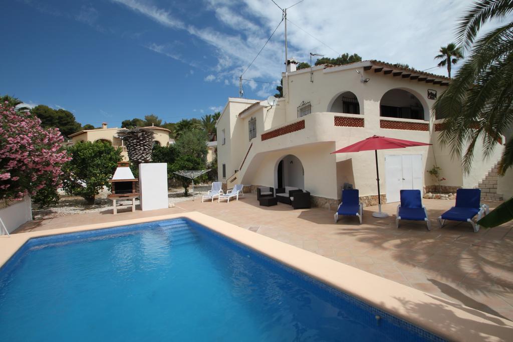 Miquel - Pretty Holiday Property With Garden And Private Pool In Moraira Exteriör bild