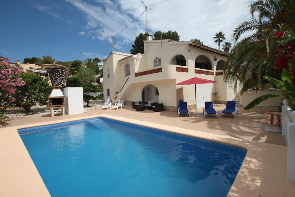 Miquel - Pretty Holiday Property With Garden And Private Pool In Moraira Exteriör bild